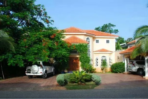 Villa M-6 Metro Country Club Juan Dolio