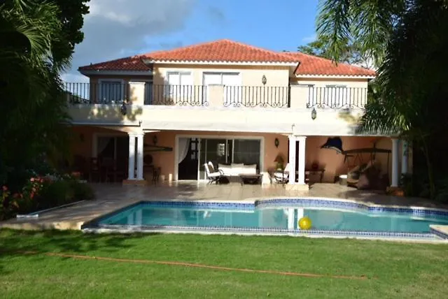 Villa M-6 Metro Country Club Juan Dolio