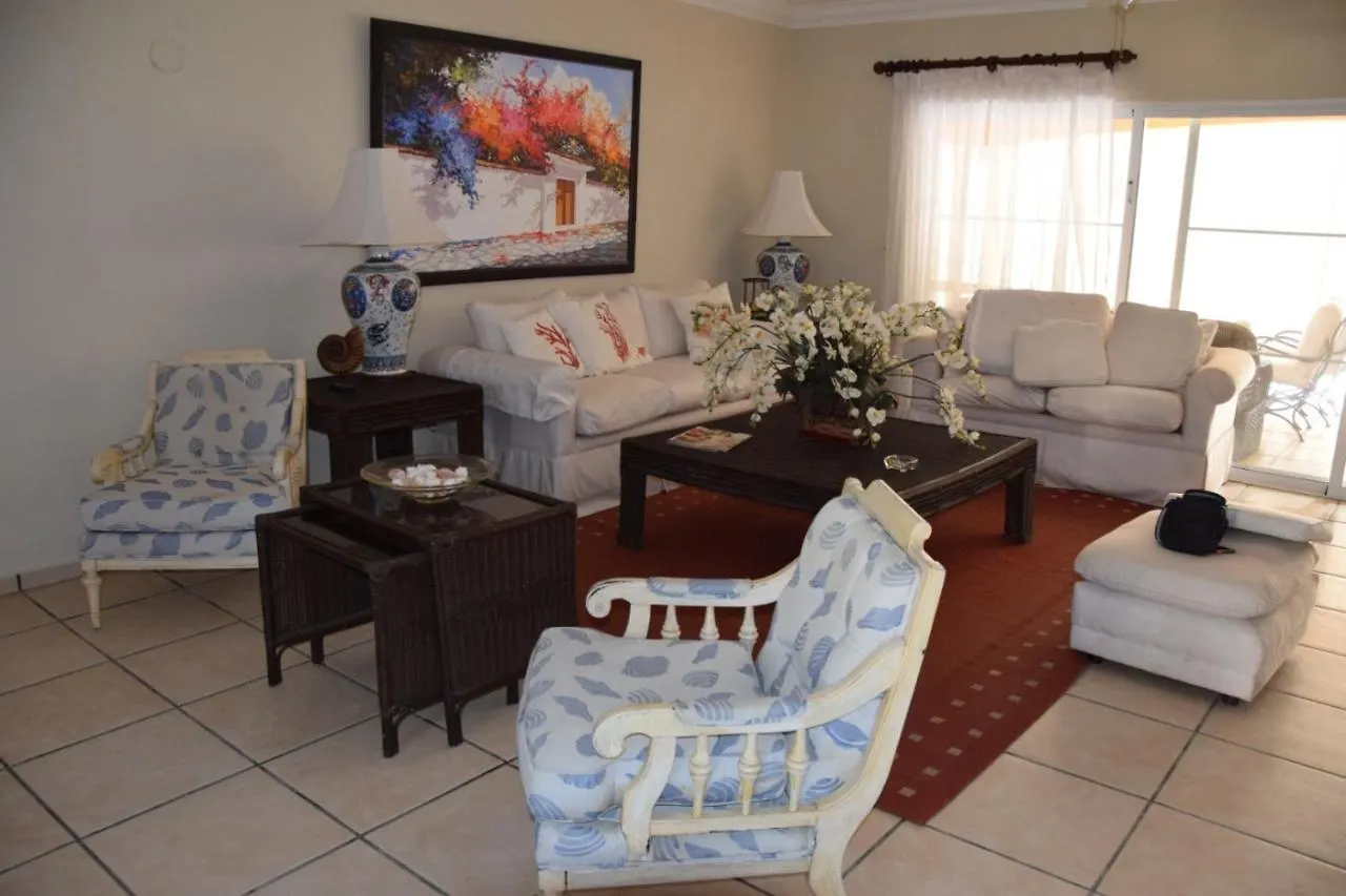 Villa M-6 Metro Country Club Juan Dolio